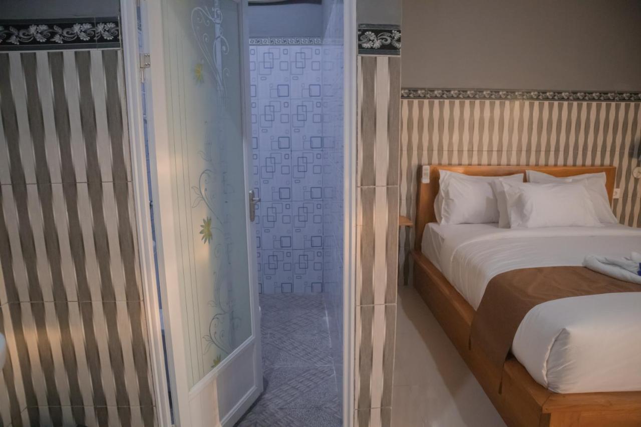 Prasi Sunrise Homestay Toyapakeh Eksteriør bilde
